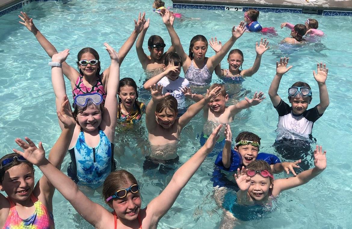 Pool_-_Kids_Pool_Party